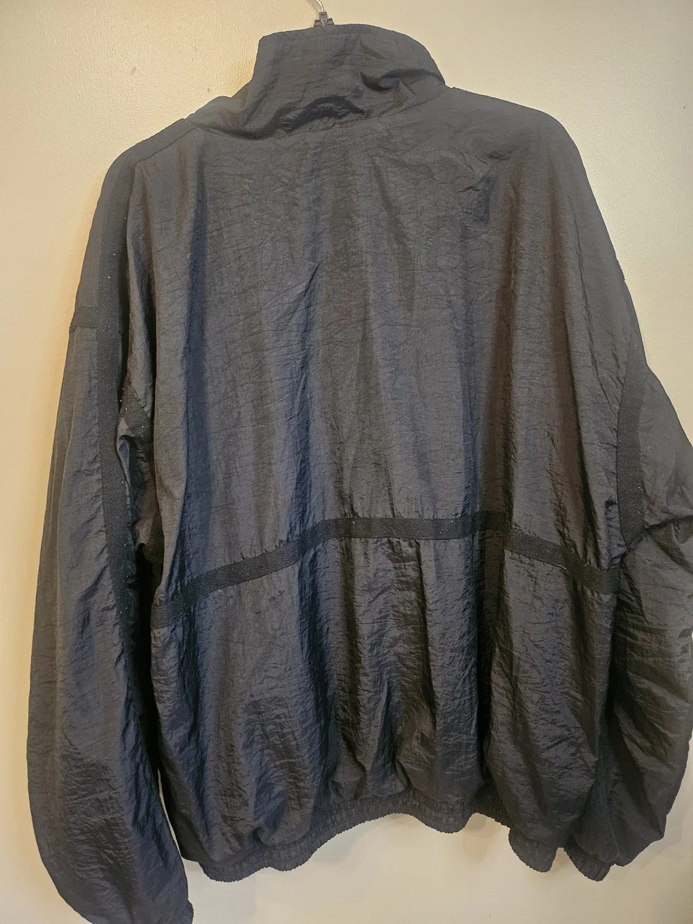 Vintage MacGregor Men's Lightweight Black Windbreaker Jacket